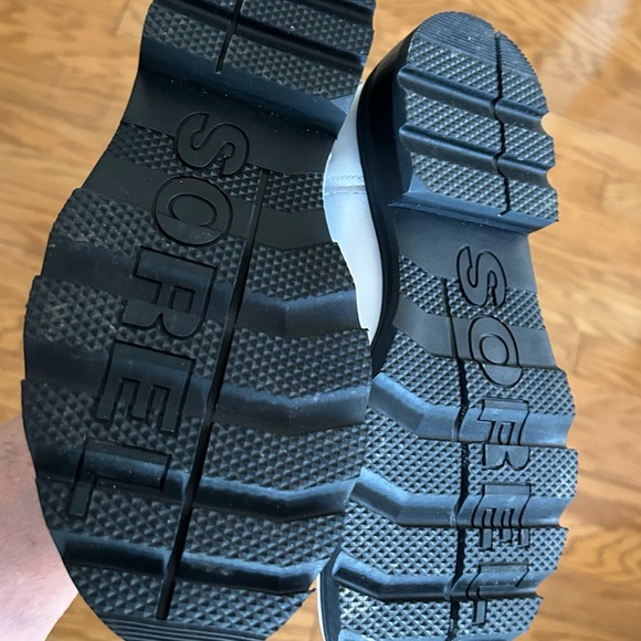 SOREL boots white sz 9.5 - Picture 8 of 8